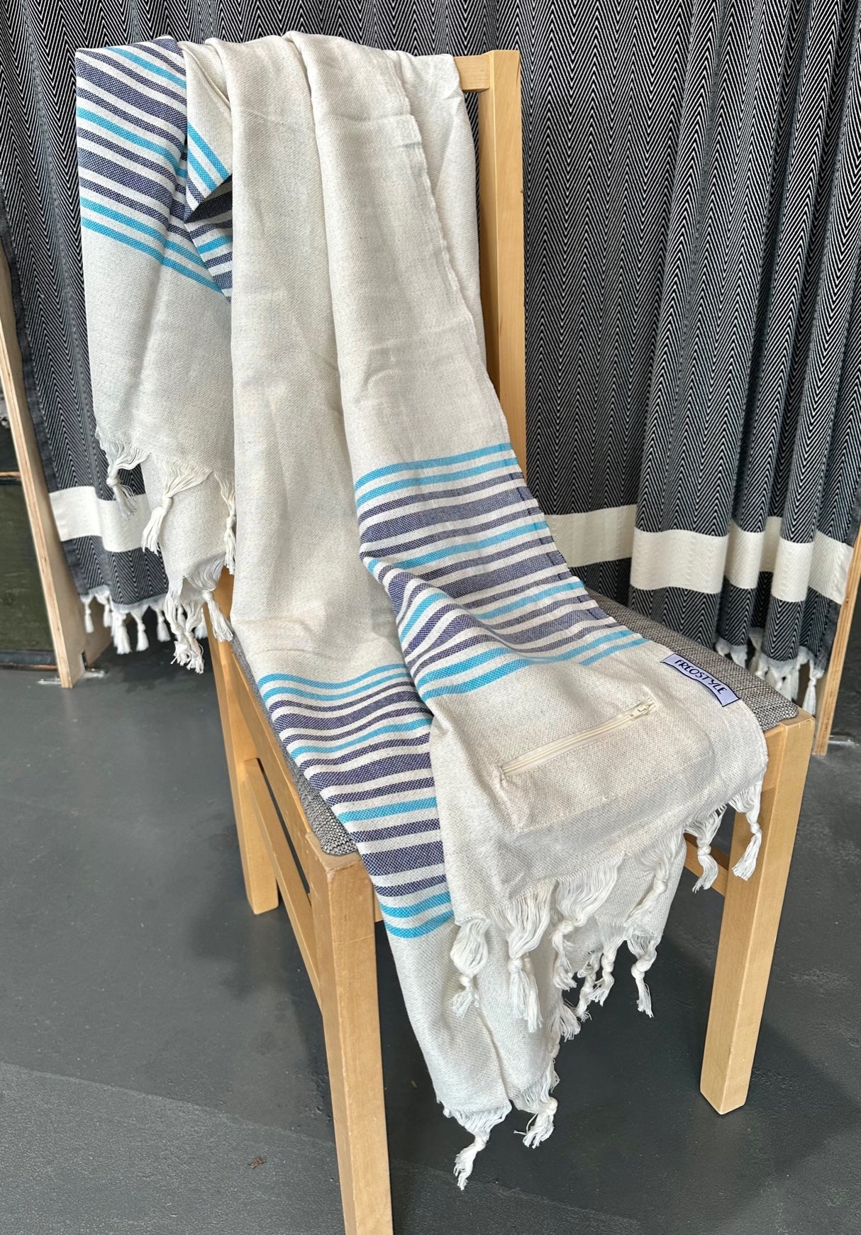 LINEN SEA TURKISH TOWEL WITH POCKETS, DISPLAYED