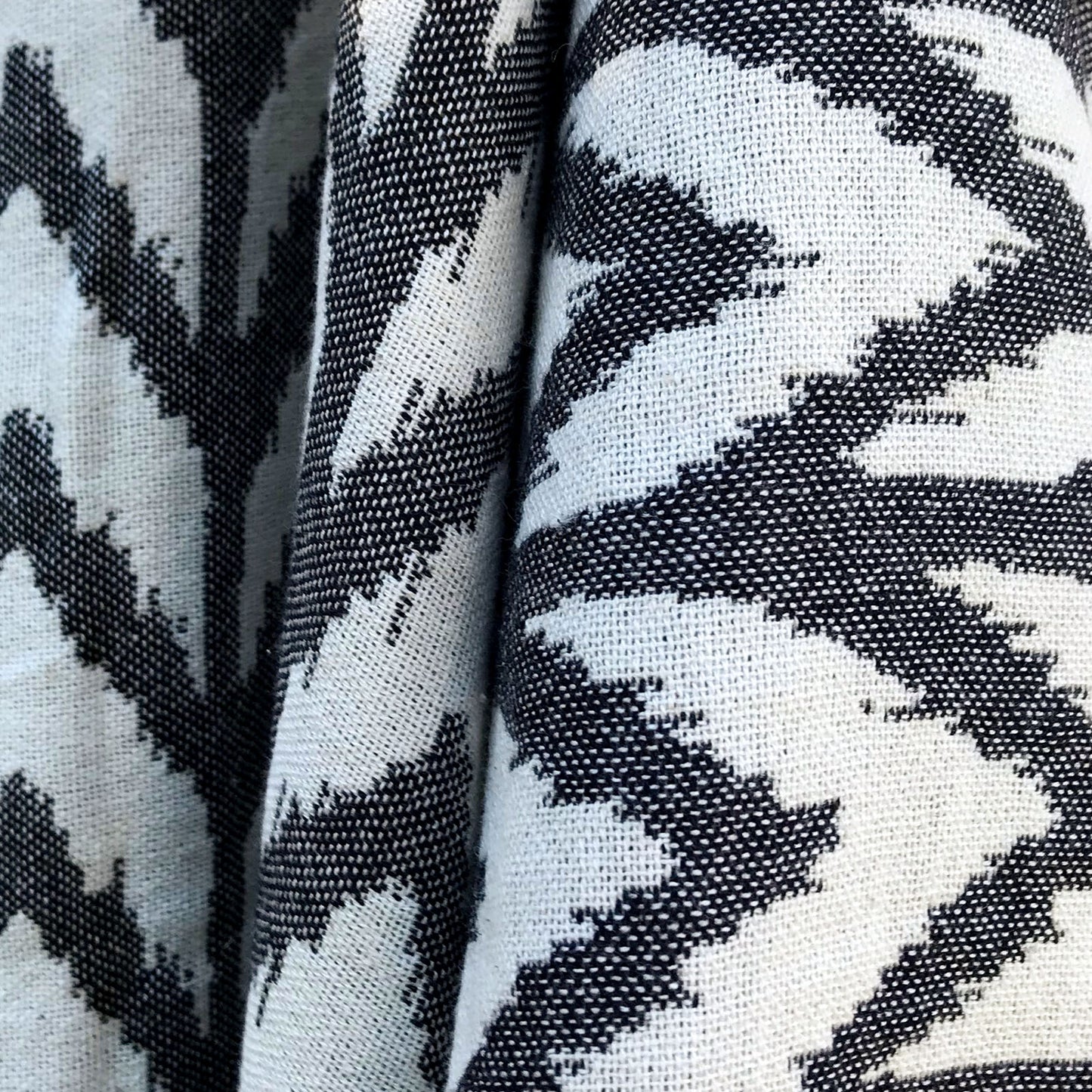 Spice Island Turkish Towel with Pocket by Freostyle sustainable beach products, close up of weave