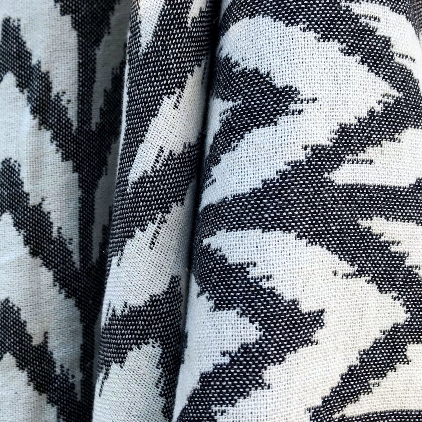 Spice Island Turkish Towel with Pocket by Freostyle sustainable beach products, close up of weave