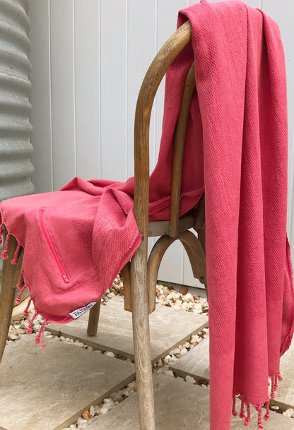 Freostyle Dusk pink Turkish Towel with pocket, displayed